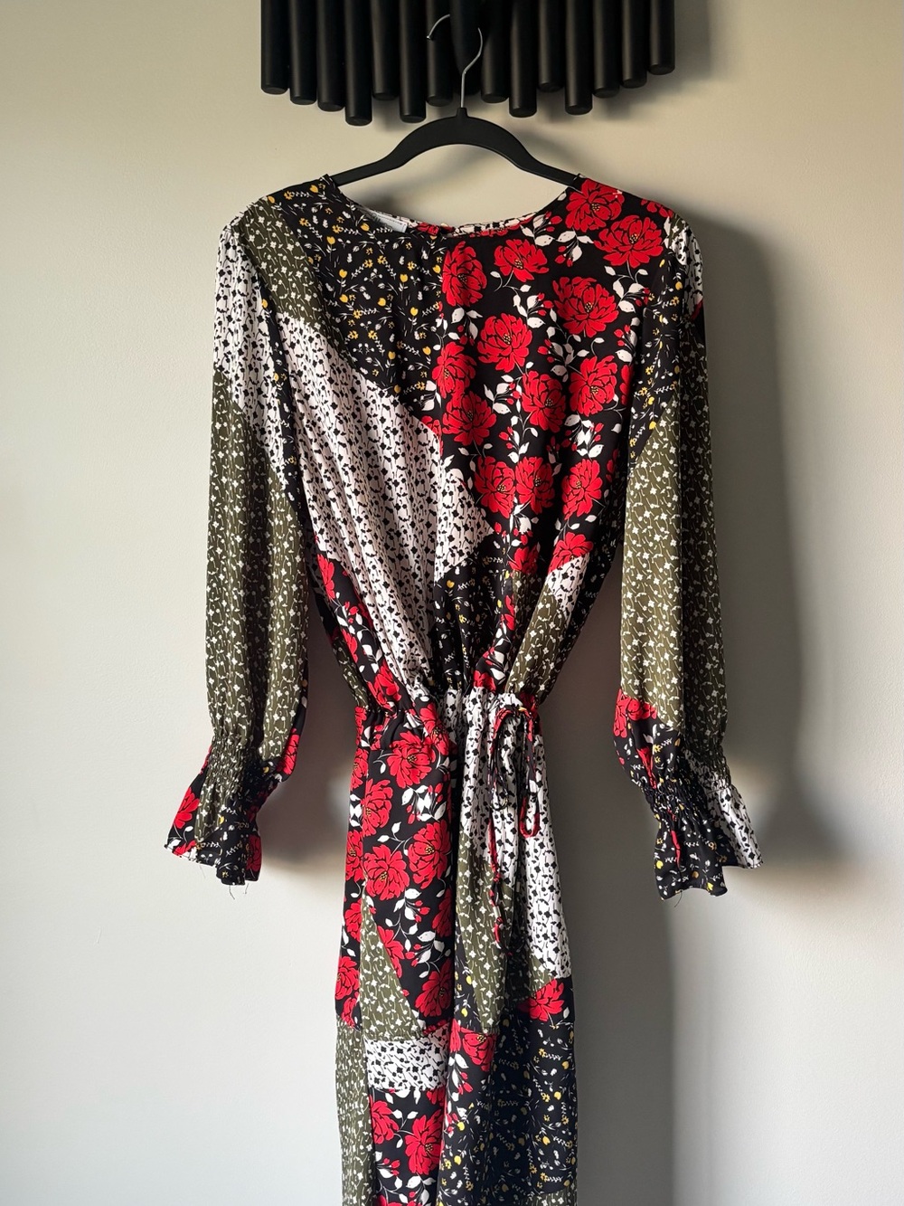 LIBBY Eldelman Floral Patchwork Long Sleeve Dress - Red, Olive, Black - Picture 3 of 8